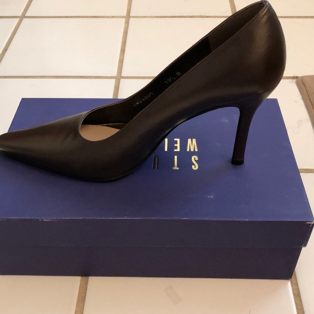 Stuart Weitzman - Picture 3 of 4